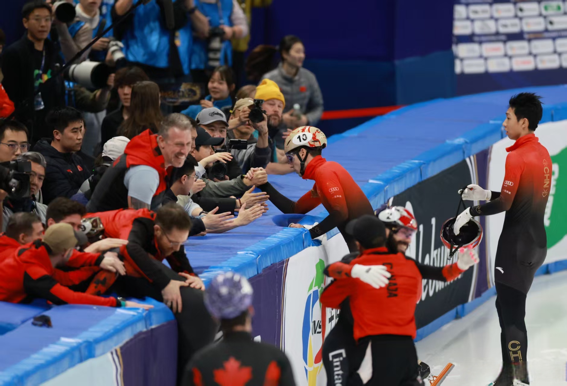 加拿大队不断突破！，科维托娃连续三场比赛得分超过爆冷比赛高潮迭起的简单介绍-爱游戏App